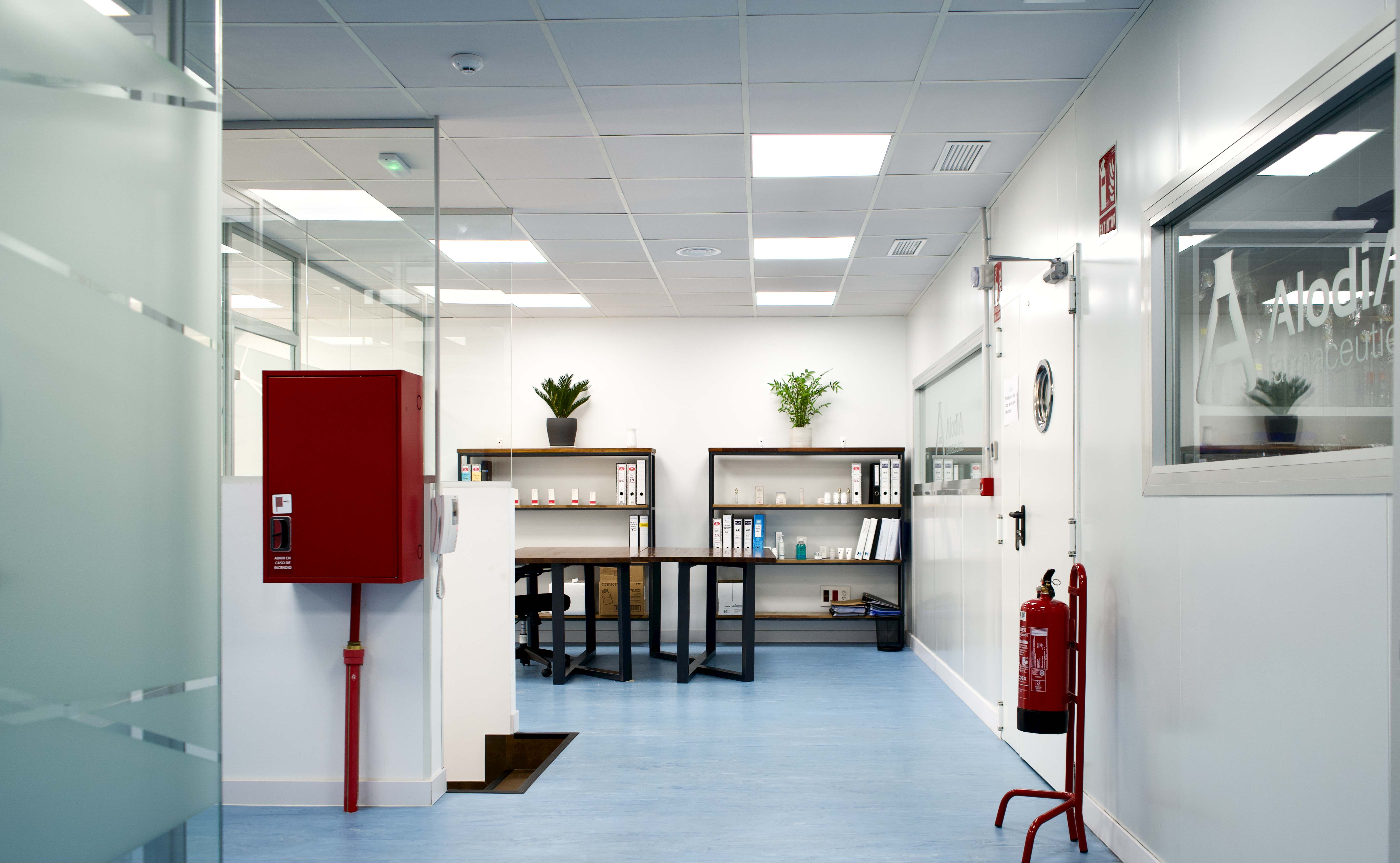 LABORATORIO ALODIA FAMCÉUTICA DE 180M2 EN ALCOBENDAS